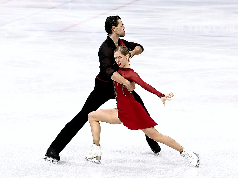 Minerva Fabienne Hase and Nikita Volodin